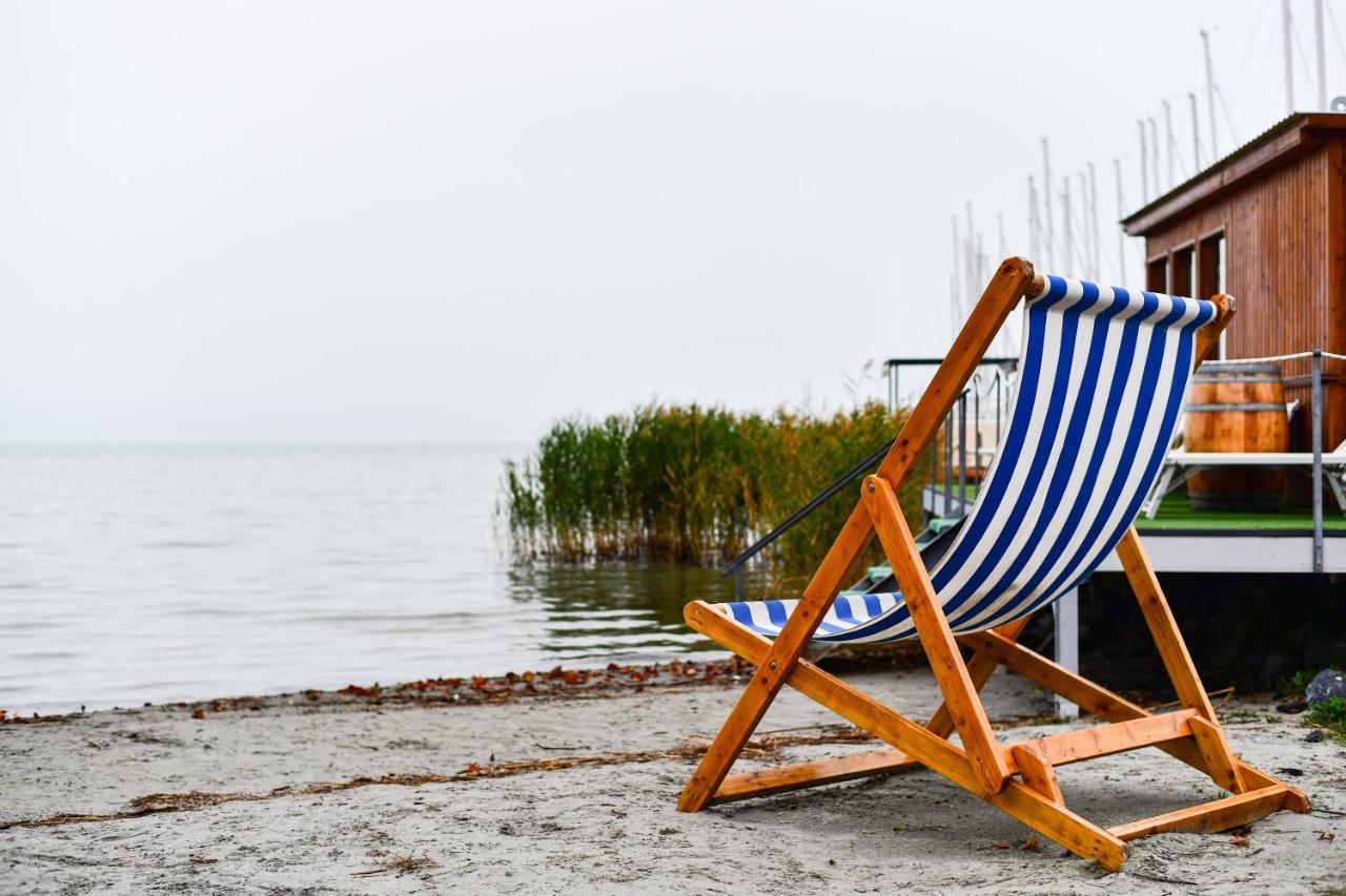 Bl Bavaria Yachtclub & Apartments Balatonlelle Eksteriør billede
