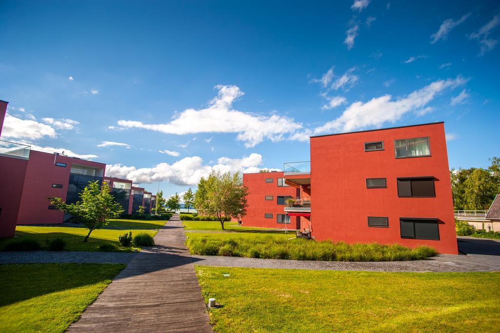 Bl Bavaria Yachtclub & Apartments Balatonlelle Eksteriør billede