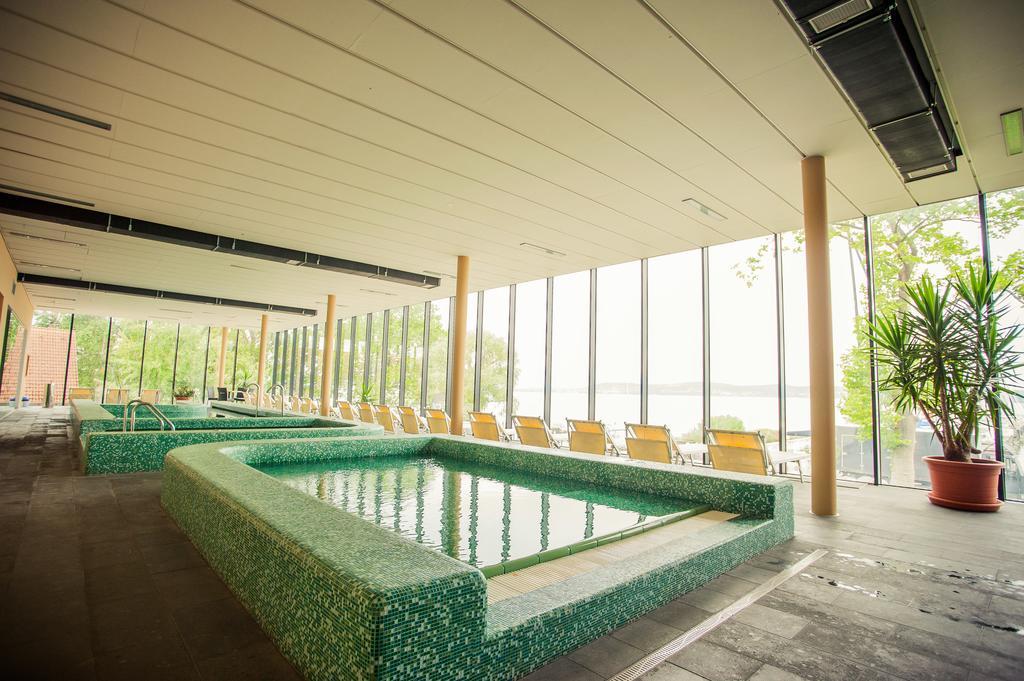 Bl Bavaria Yachtclub & Apartments Balatonlelle Eksteriør billede