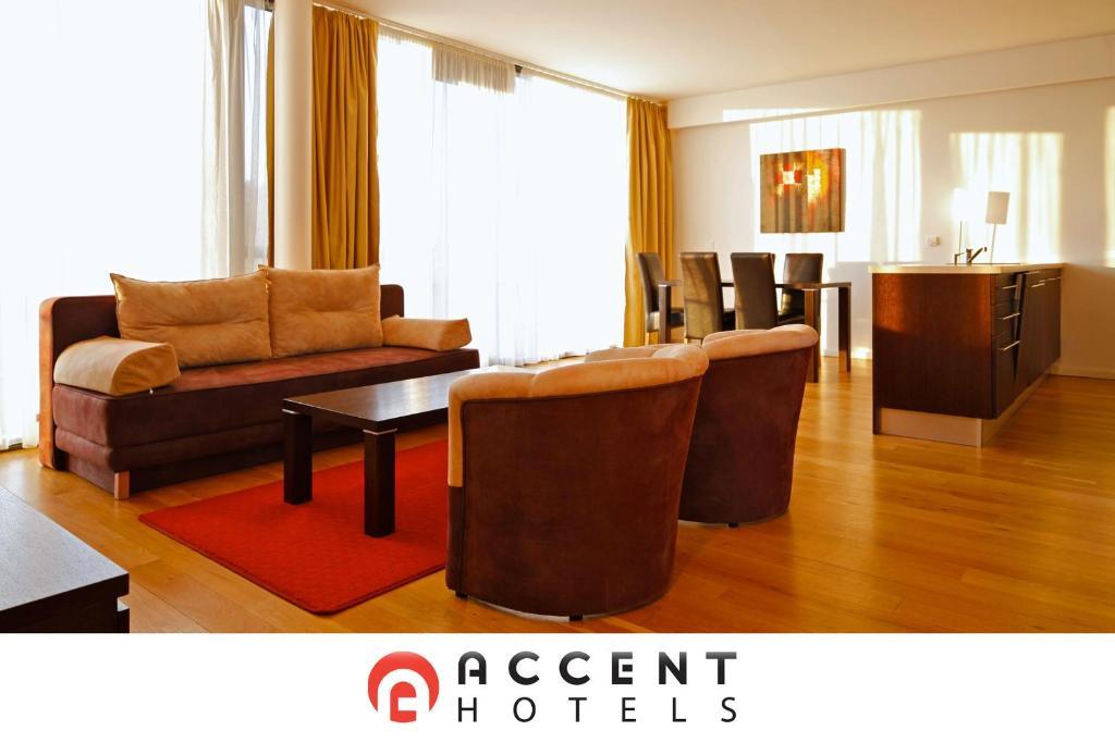 Bl Bavaria Yachtclub & Apartments Balatonlelle Eksteriør billede